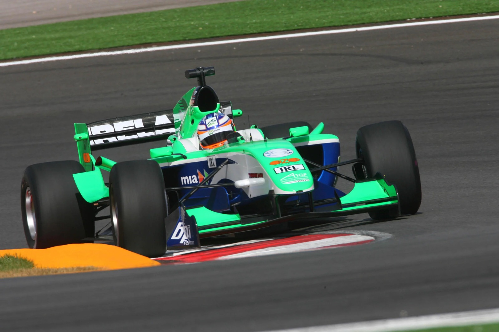 Niall Quinn in the A1GP Team Ireland car
